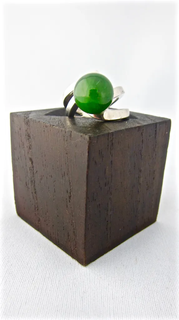 Jade Sphere “S” Curve Ring